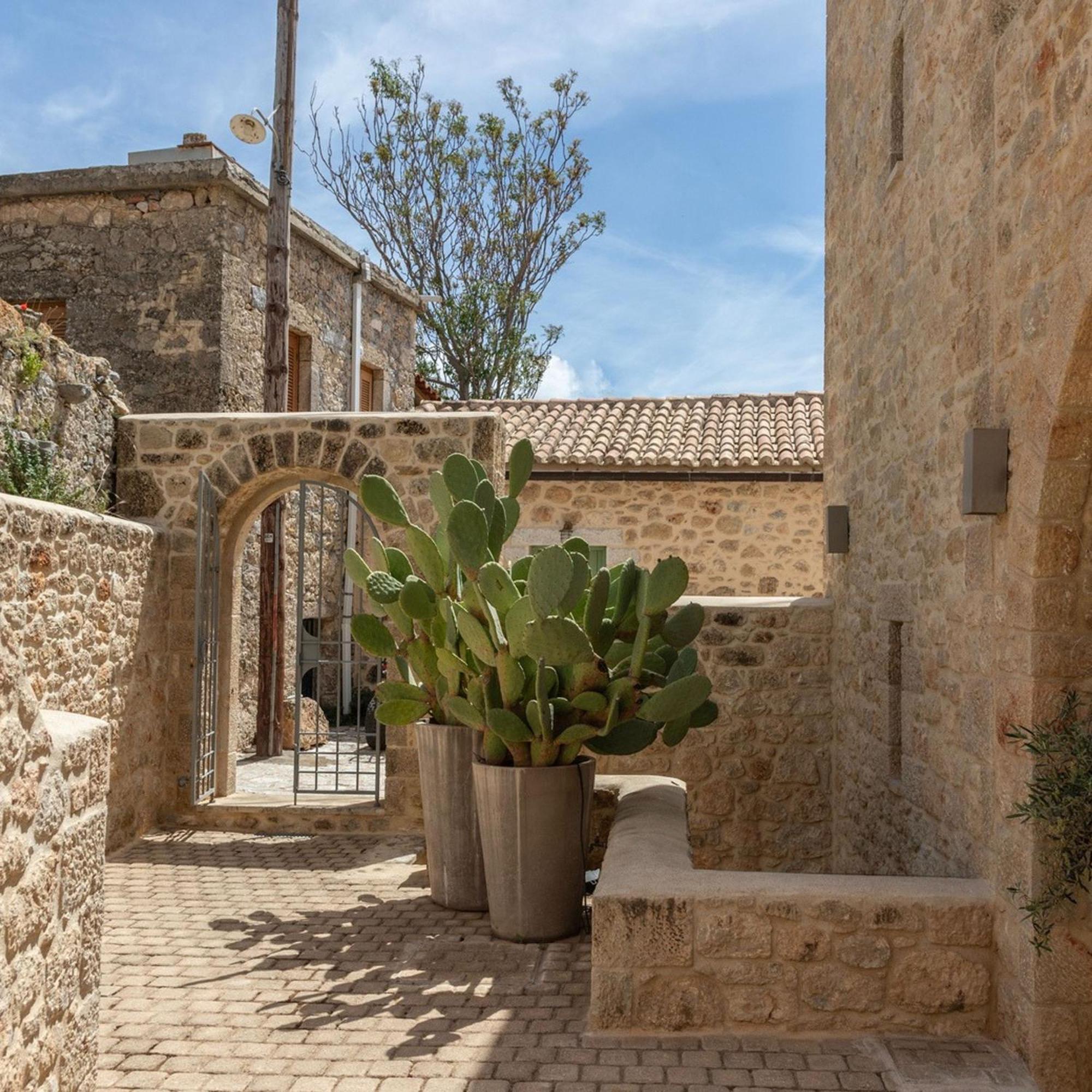 Korona Boutique Hotel Oítilon Exterior foto